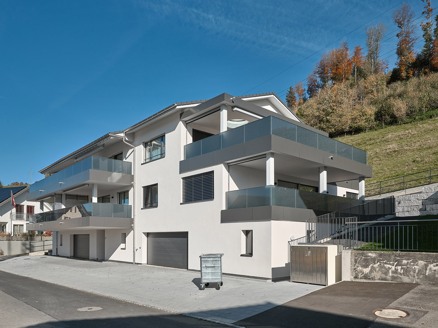 Oberdorfstrasse 27 Rothenthurm GP20926 Gerry Pacher.jpg